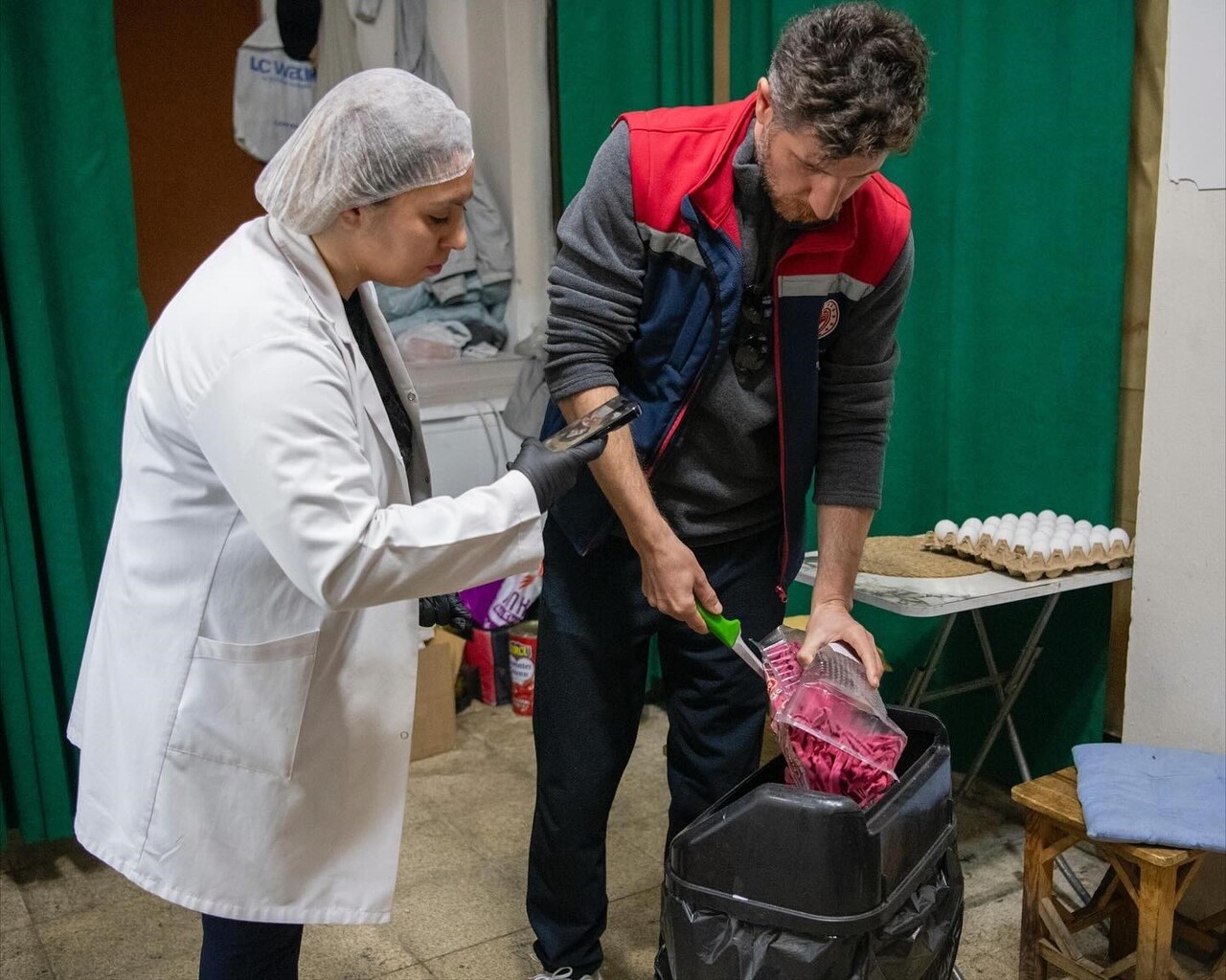 KUŞADASI’NDA GIDA DENETİMİ