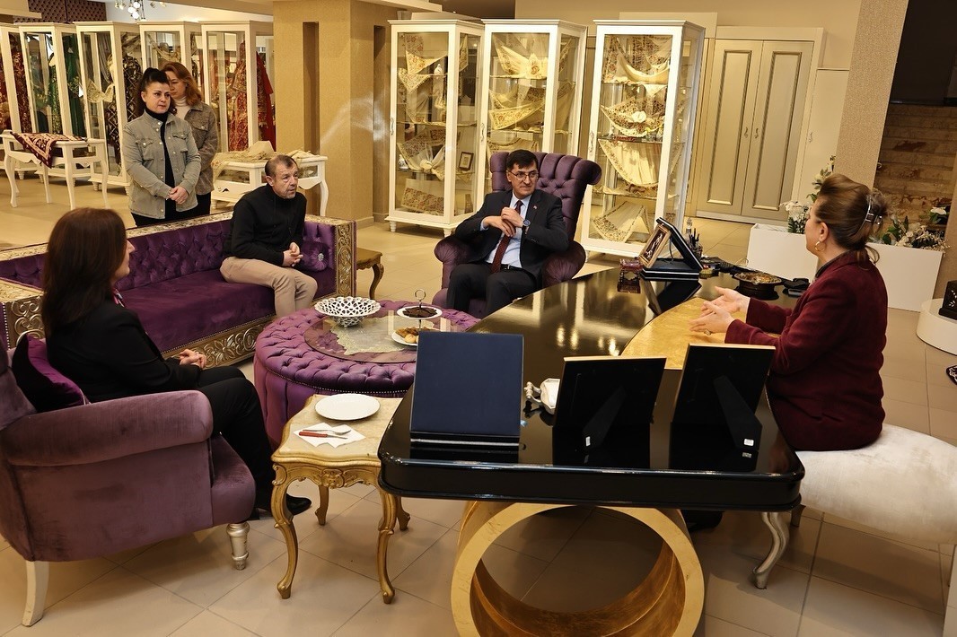 KÜTAHYA BELEDİYE BAŞKANI KAHVECİ’DEN KÜLTÜREL ÜRETİME DESTEK