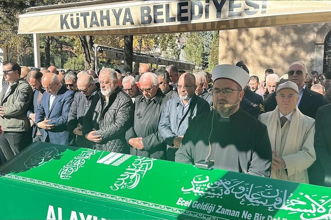 KÜTAHYA OSB’NİN DUAYEN İSMİ BEKİR ESKİOĞLU SON YOLCULUĞUNA UĞURLANDI