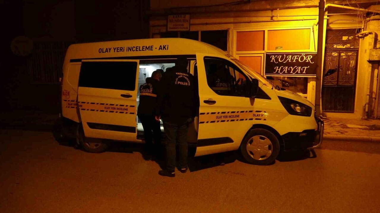 MALATYA'DA 'KIZ MESELESİ' NEDENİYLE ÇIKAN KAVGADA KAN AKTI: 1 YARALI