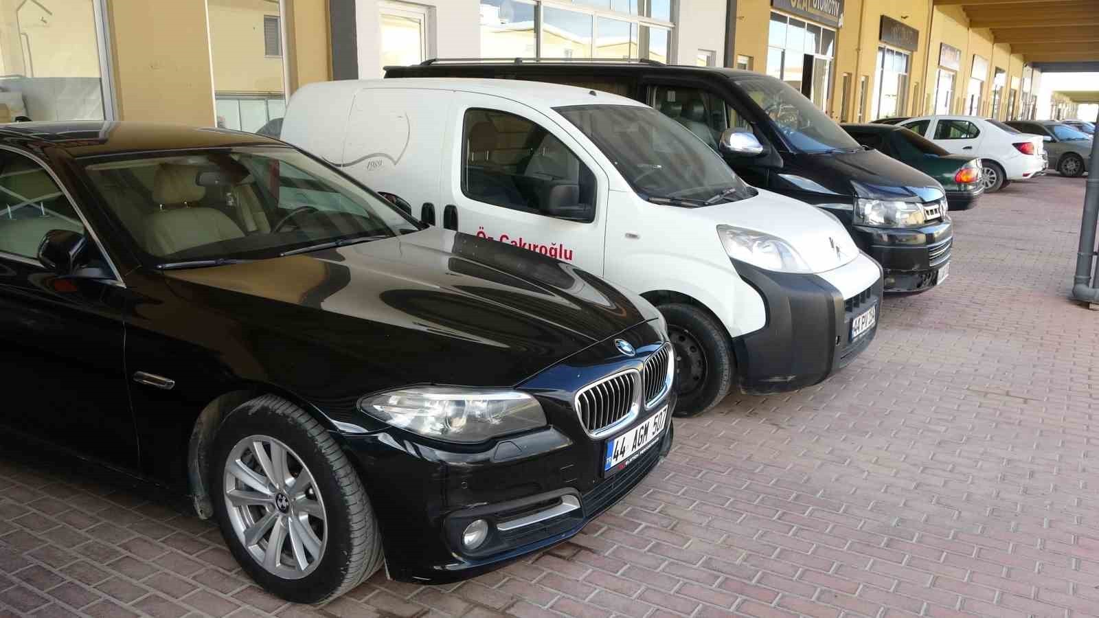 MALATYA'DA İKİNCİ EL OTOMOBİL SATIŞLARI FİYATLARDAKİ DÜŞÜŞE RAĞMEN DURMA NOKTASINA GELDİ....