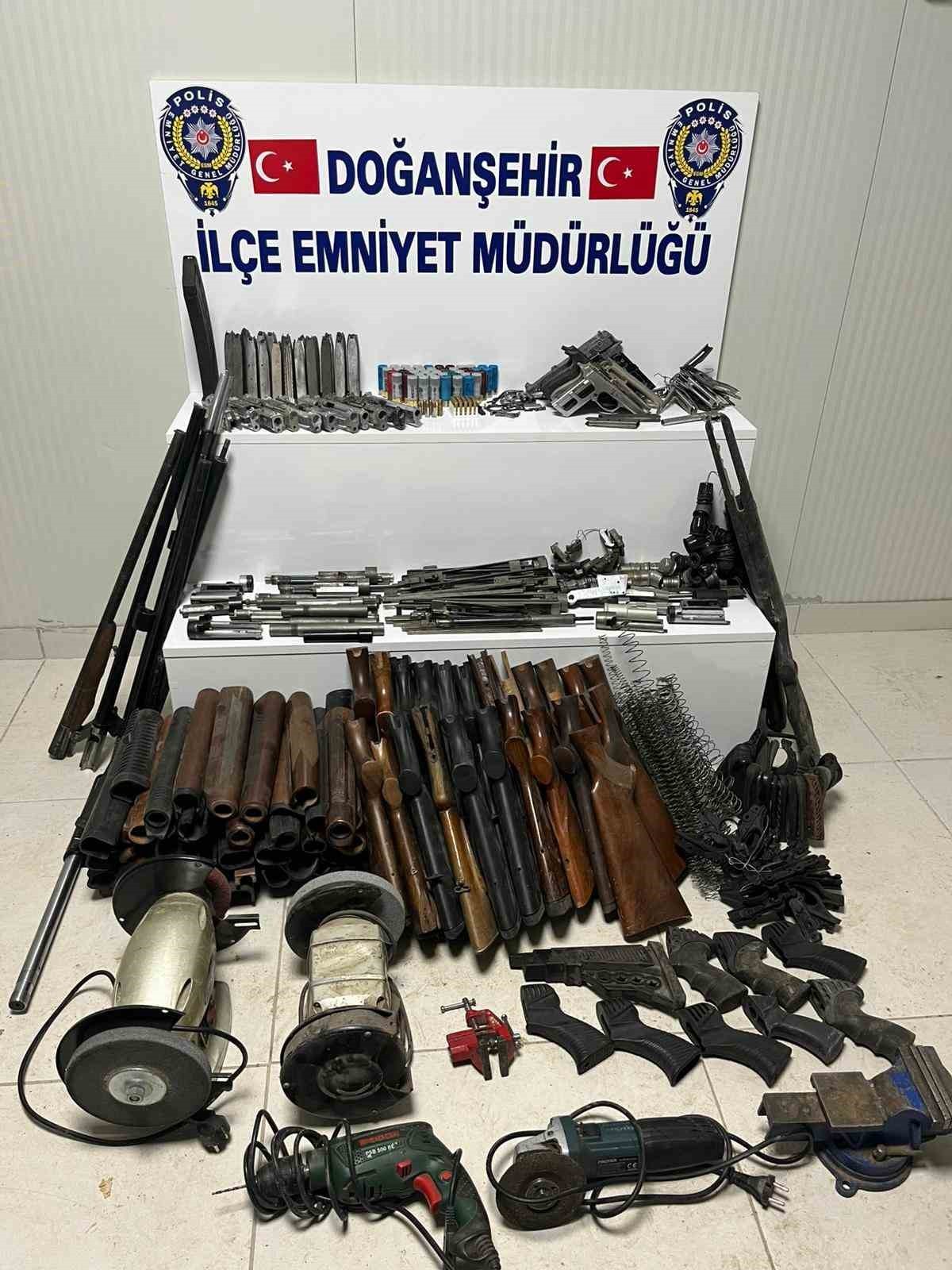 MALATYA’DA RUHSATSIZ SİLAH OPERASYONU: 1 TUTUKLAMA