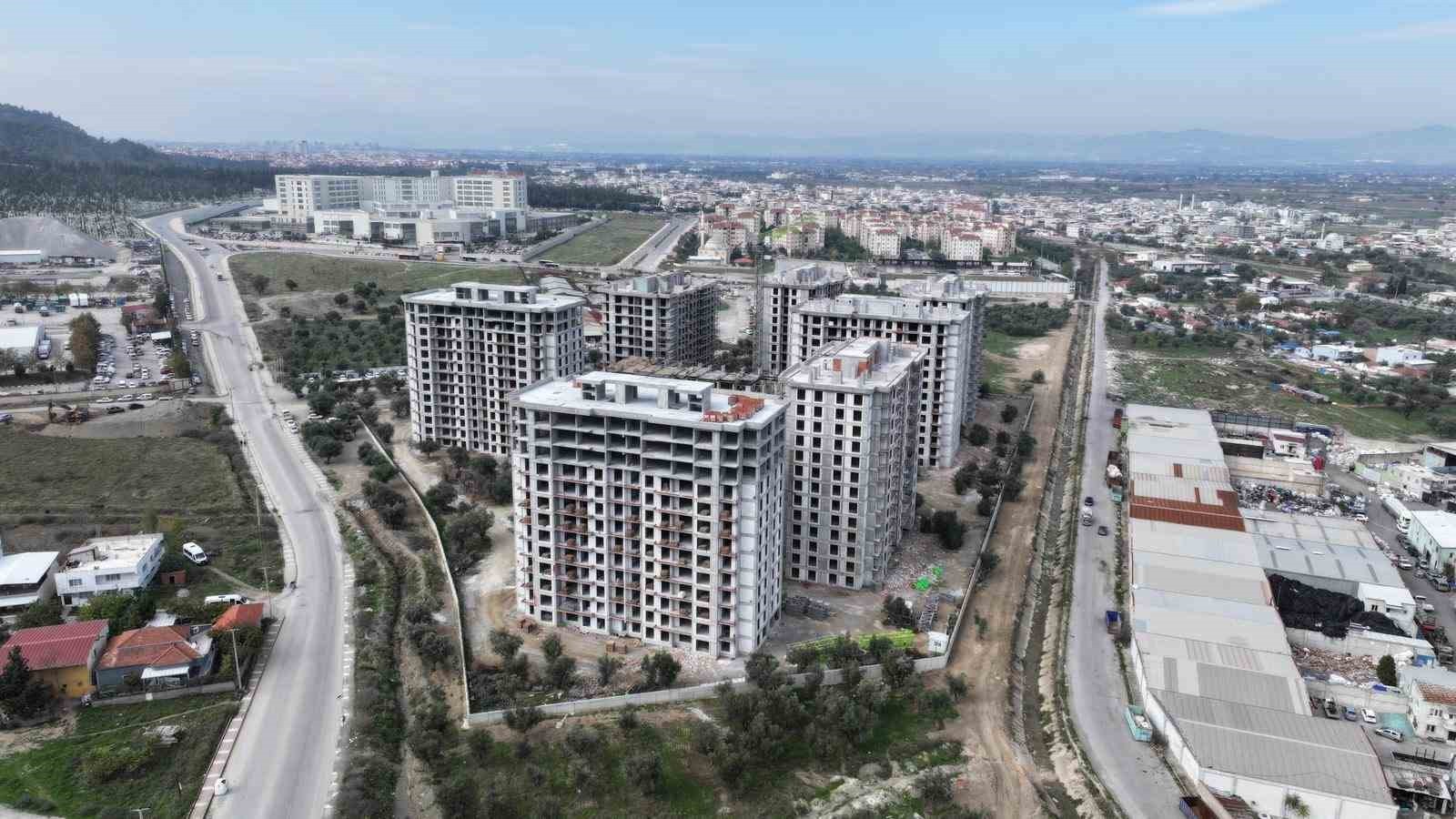 MANİSA'DA SON YILLARDA ATILAN EN ÖNEMLİ ŞEHİRCİLİK ADIMLARINDAN BİRİ OLAN VE KLASİK TOPLU KONUT...