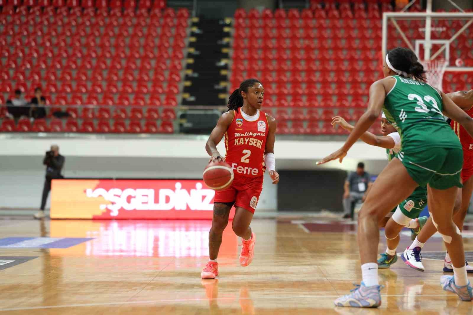 MELİKGAZİ KAYSERİ BASKETBOL EVİNDE KAZANDIĞI OGM ORMANSPOR MAÇINDA, 3 OYUNCU ÇİFT HANELİ SAYILARA...