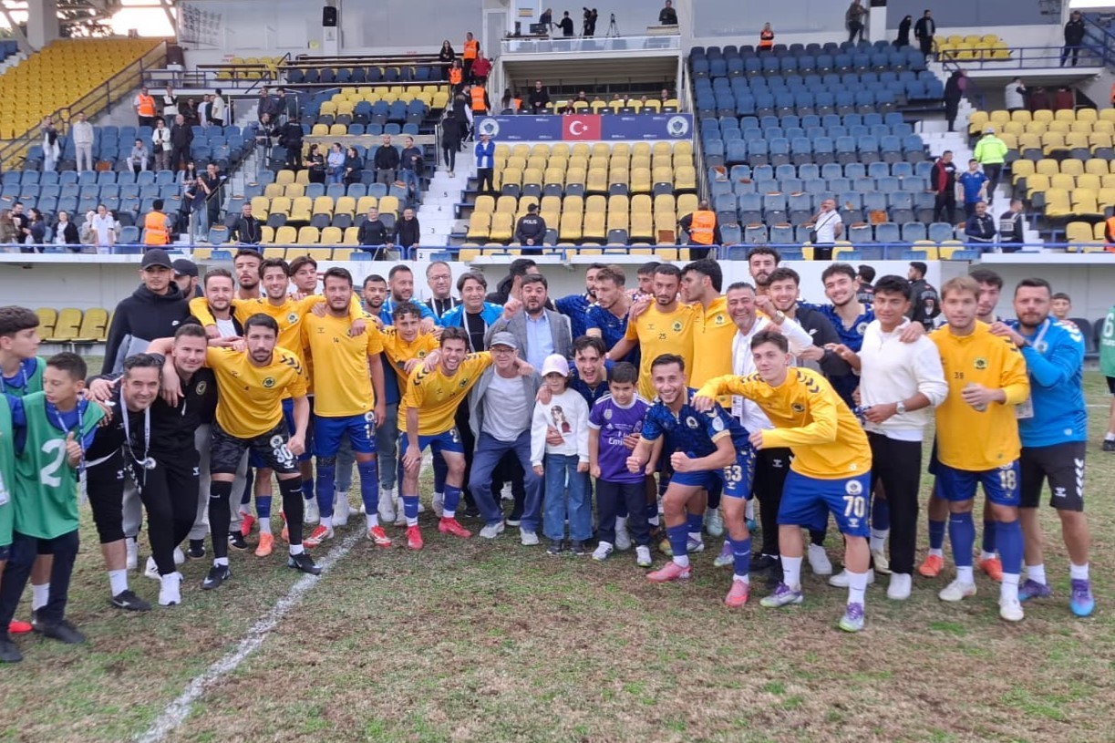 MENEMEN FK, FETHİYESPOR KARŞISINDA ALDIĞI GALİBİYETLE 4 MAÇLIK GALİBİYET HASRETİNE SON...