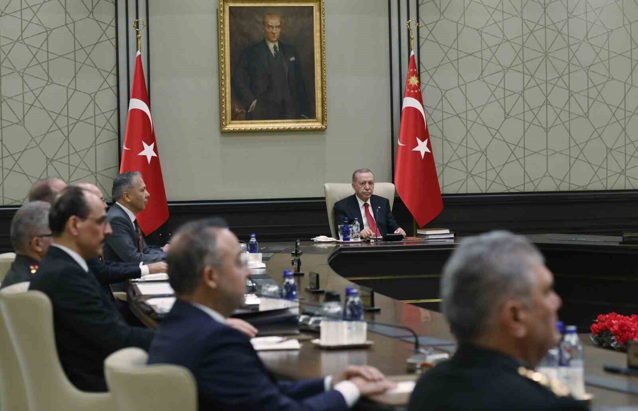 MGK, CUMHURBAŞKANI RECEP TAYYİP ERDOĞAN'IN BAŞKANLIĞINDA CUMHURBAŞKANLIĞI KÜLLİYESİ'NDE TOPLANDI....