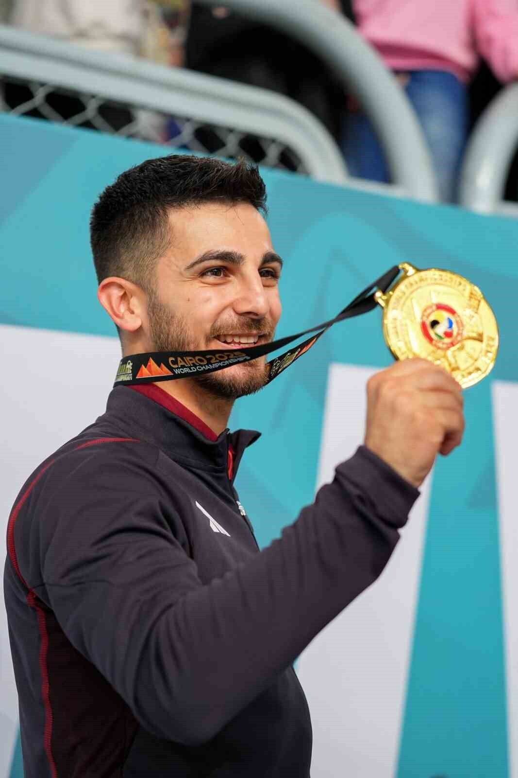 MİLLİ KARATECİ ERAY ŞAMDAN, MISIR’DA DÜZENLENEN 27. DÜNYA KARATE ŞAMPİYONASI’NDA ALTIN MADALYANIN...
