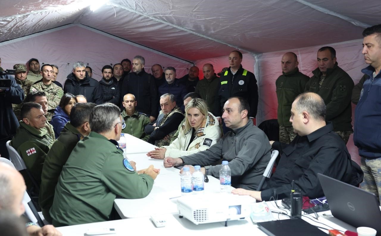 MİLLİ SAVUNMA BAKANLIĞI, GÜRCİSTAN’DA DÜŞEN C-130 TİPİ ASKERİ KARGO UÇAĞI İÇİN BÖLGEYE GİDEN KAZA...