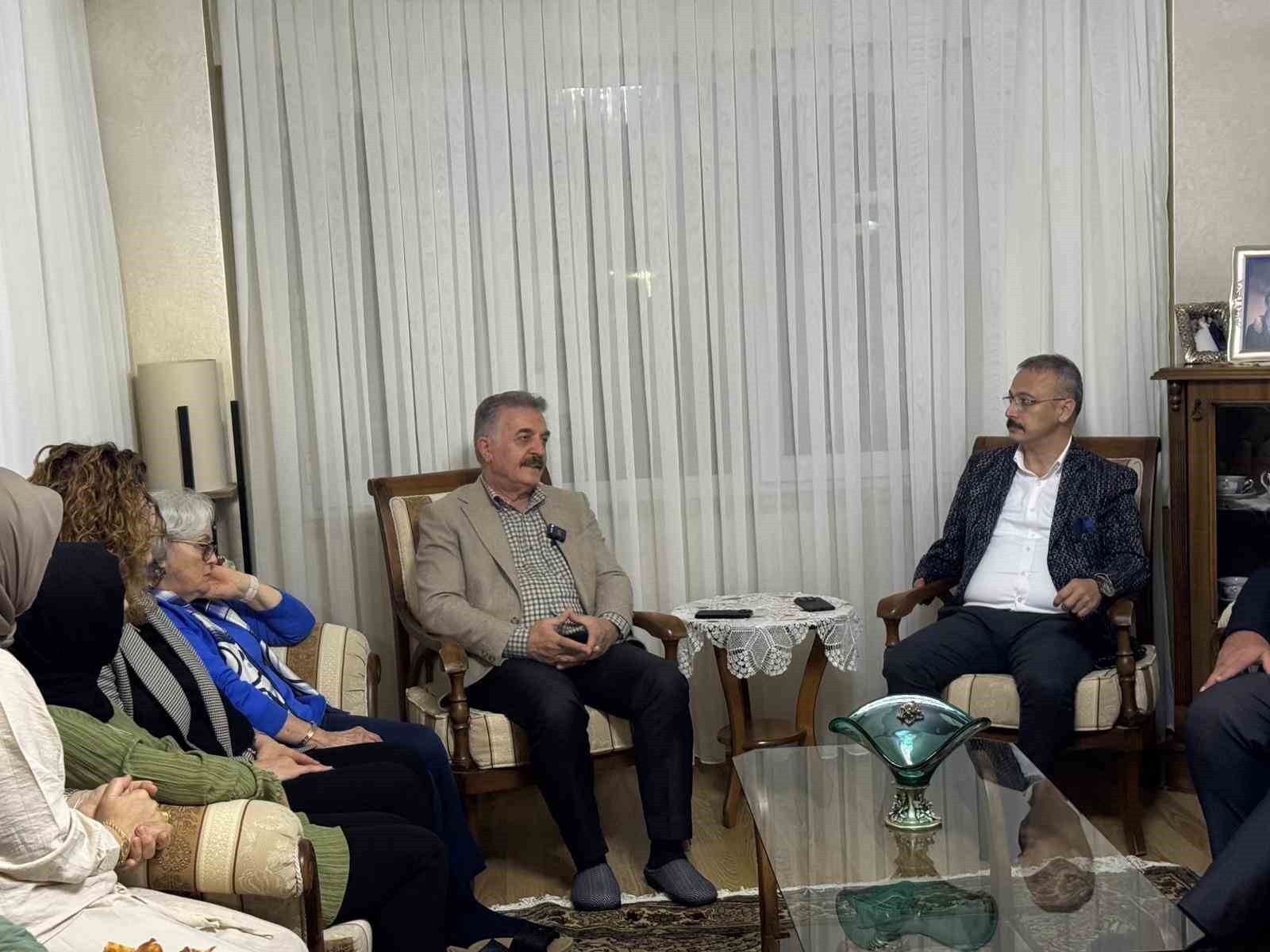 MİLLİYETÇİ HAREKET PARTİSİ (MHP) GENEL SEKRETERİ VE BURSA MİLLETVEKİLİ İSMET BÜYÜKATAMAN, MHP...