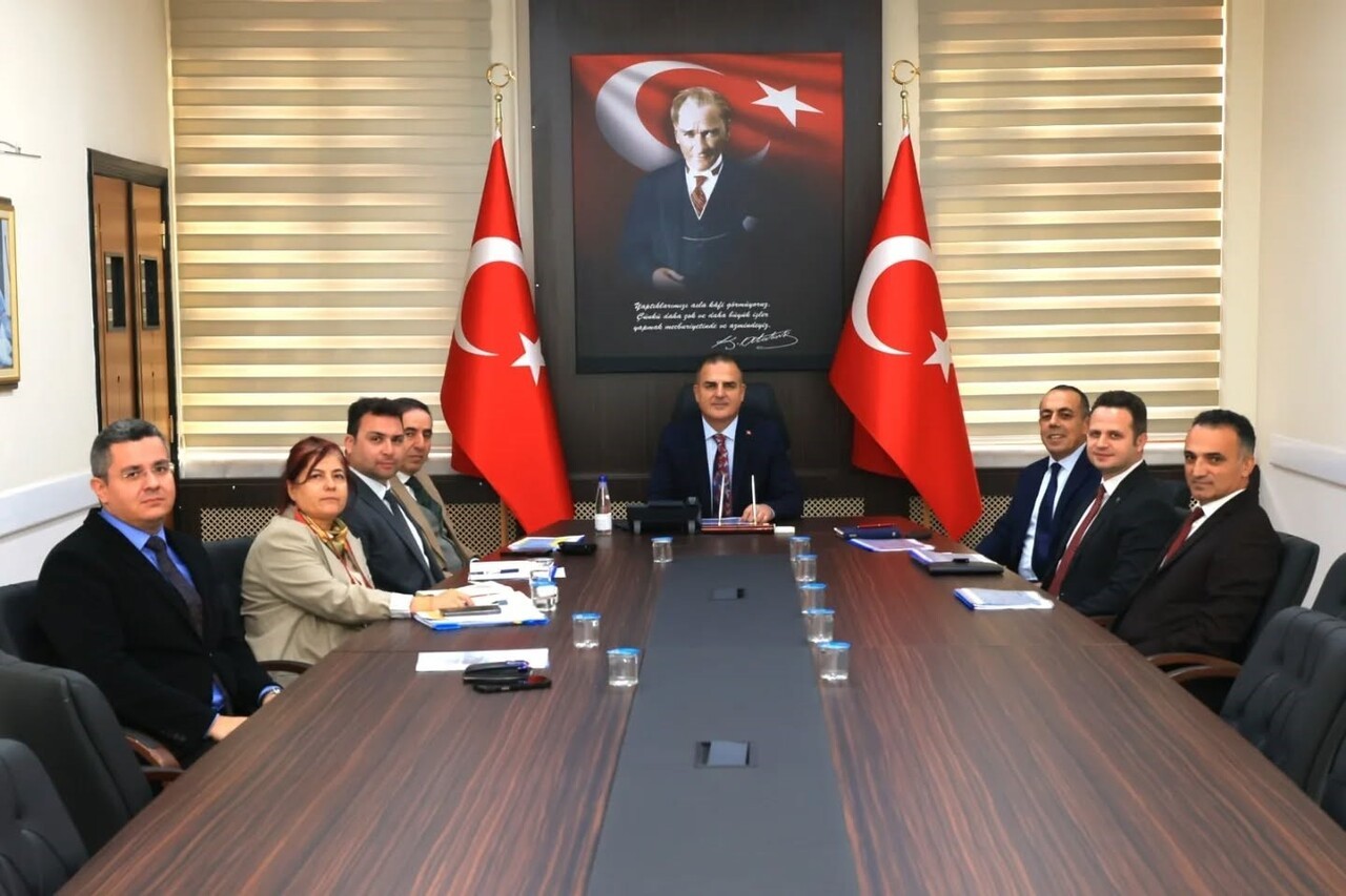 MUĞLA EĞİTİM ALTYAPISINI GÜÇLENDİRME YOLUNDA ÖNEMLİ YATIRIMLAR MASAYA YATIRILDI