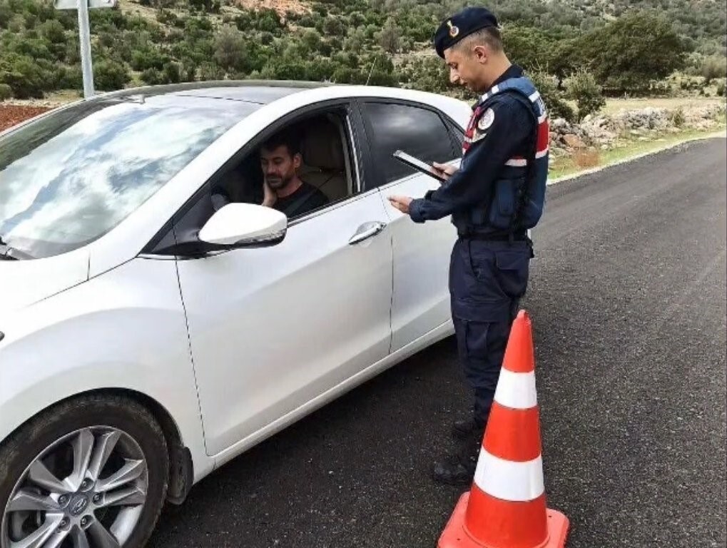 MUĞLA JANDARMASI'NDAN BİR HAFTADA 59 ZANLIYA GÖZALTI