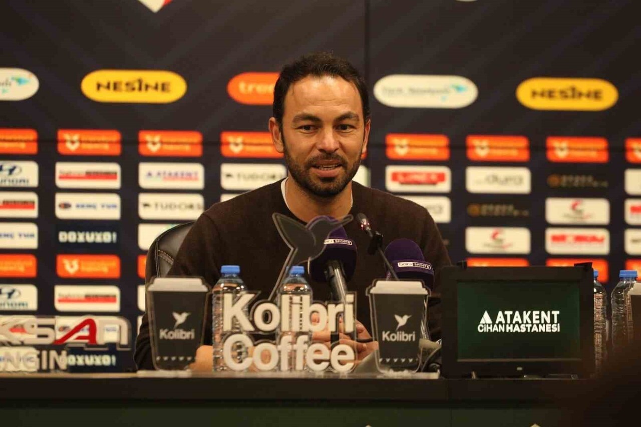 OCAELİSPOR TEKNİK DİREKTÖRÜ SELÇUK İNAN, 1-0’LIK GENÇLERBİRLİĞİ GALİBİYETİNİ DEĞERLENDİRDİ. RAKİBİ...