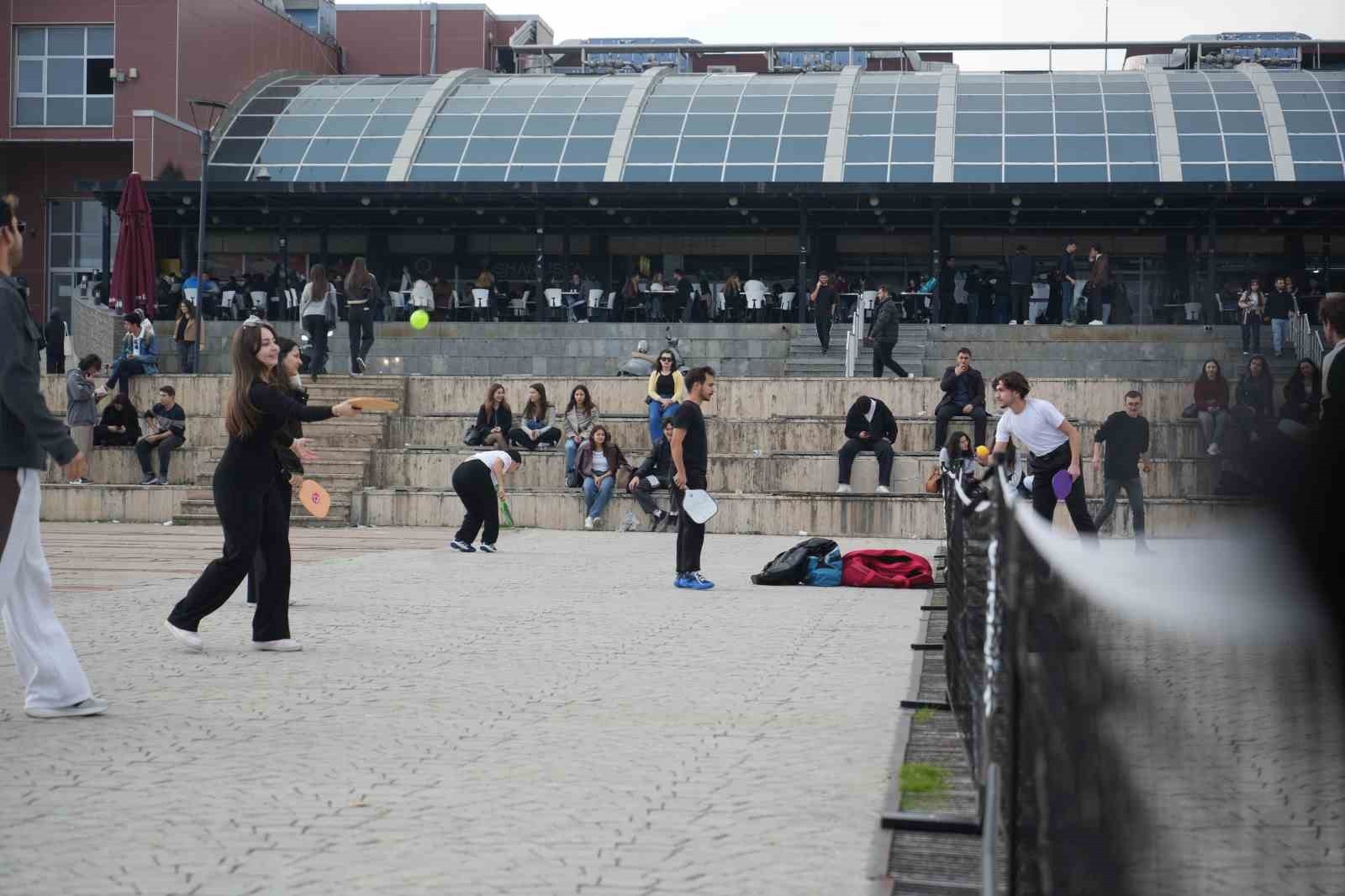 ONDOKUZ MAYIS ÜNİVERSİTESİ BAĞIMLILIKLA MÜCADELE UYGULAMA VE ARAŞTIRMA MERKEZİ TARAFINDAN...