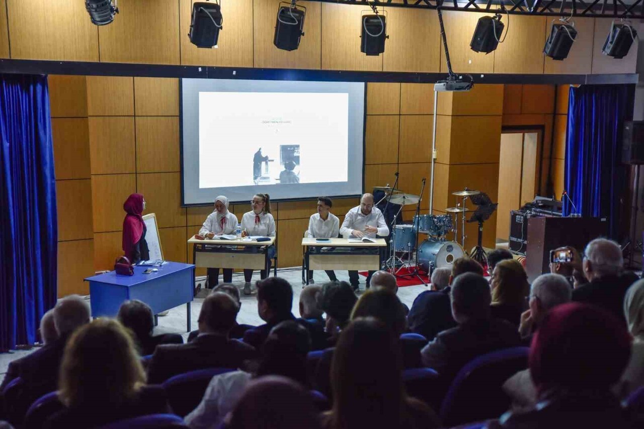 ONDOKUZ MAYIS ÜNİVERSİTESİ (OMÜ) EĞİTİM FAKÜLTESİ, 24 KASIM ÖĞRETMENLER GÜNÜ’NÜ FAKÜLTEYE UZUN...