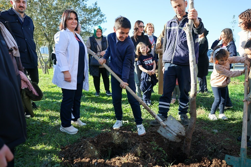 ONDOKUZ MAYIS ÜNİVERSİTESİ (OMÜ) TIP FAKÜLTESİ ÇOCUK ENDOKRİNOLOJİSİ BİLİM DALI TARAFINDAN ‘OMÜ...