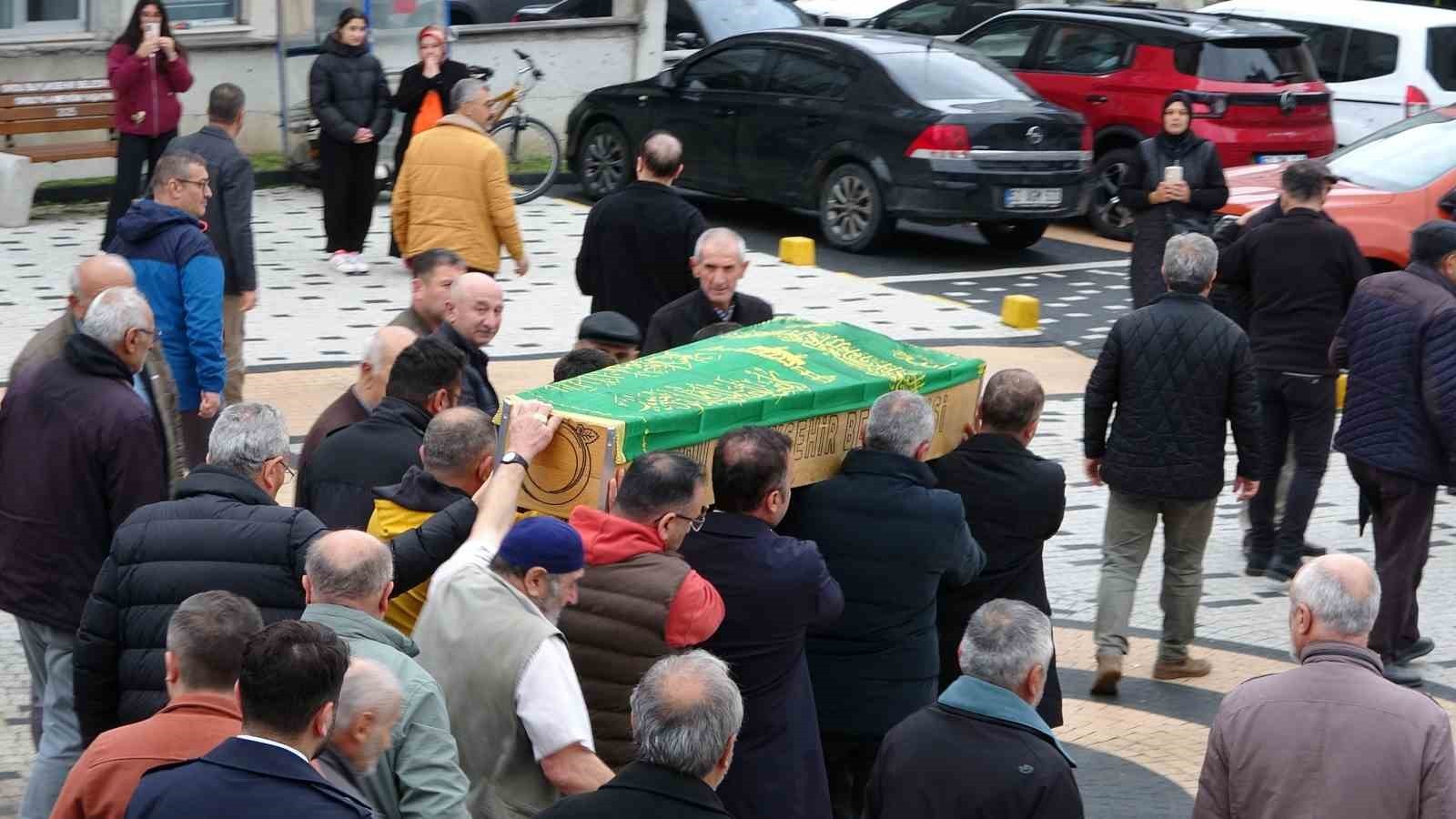 ORDU'NUN FATSA İLÇESİNDE TAŞ OCAĞINDA MEYDANA GELEN GÖÇÜKTE ENKAZ ALTINDA KALARAK HAYATINI...