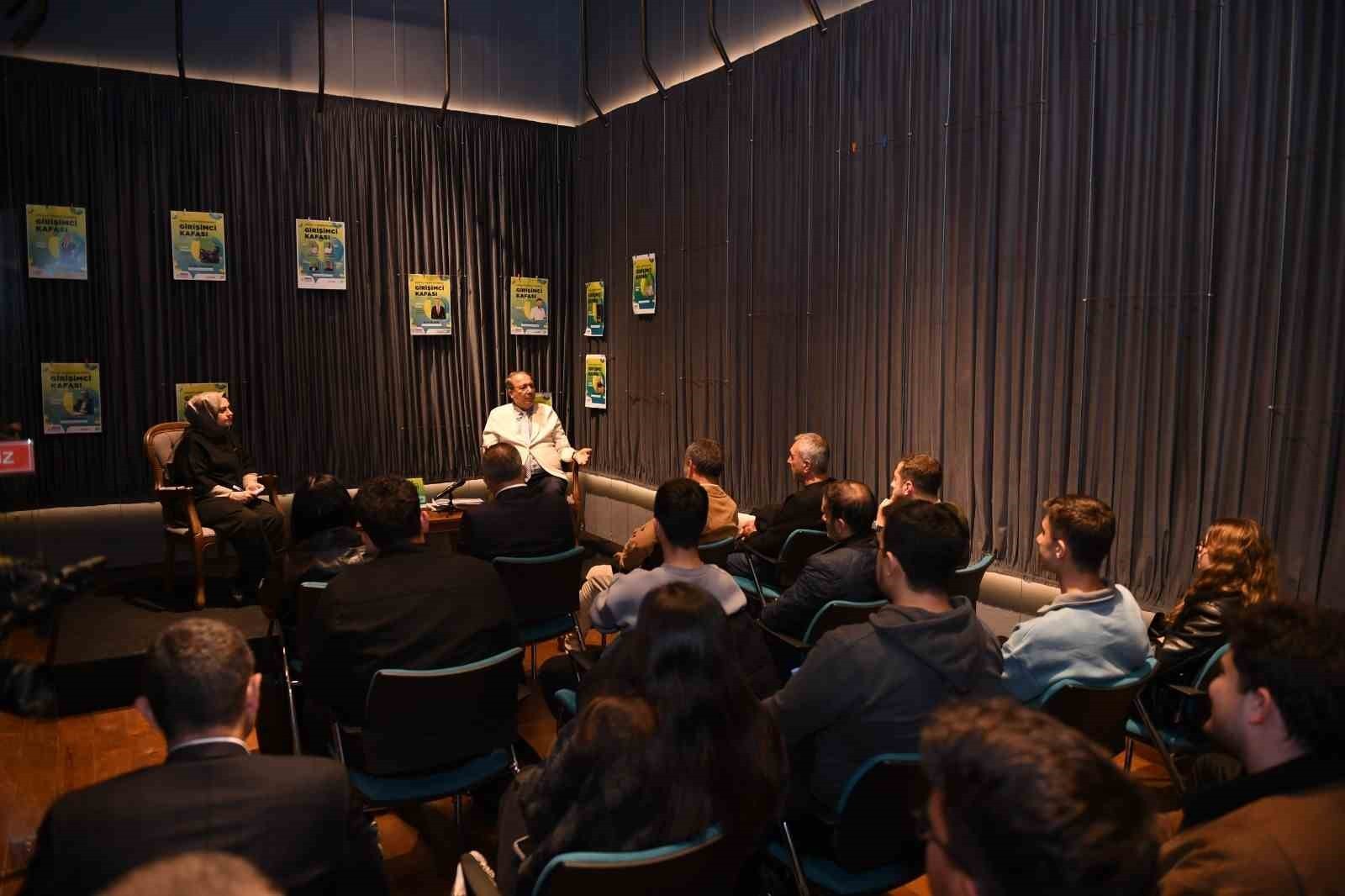 OSMANGAZİ BELEDİYESİ, GENÇLERİN YENİLİKÇİ FİKİRLERİNİ HAYATA GEÇİRMELERİNE OLANAK TANIYAN...