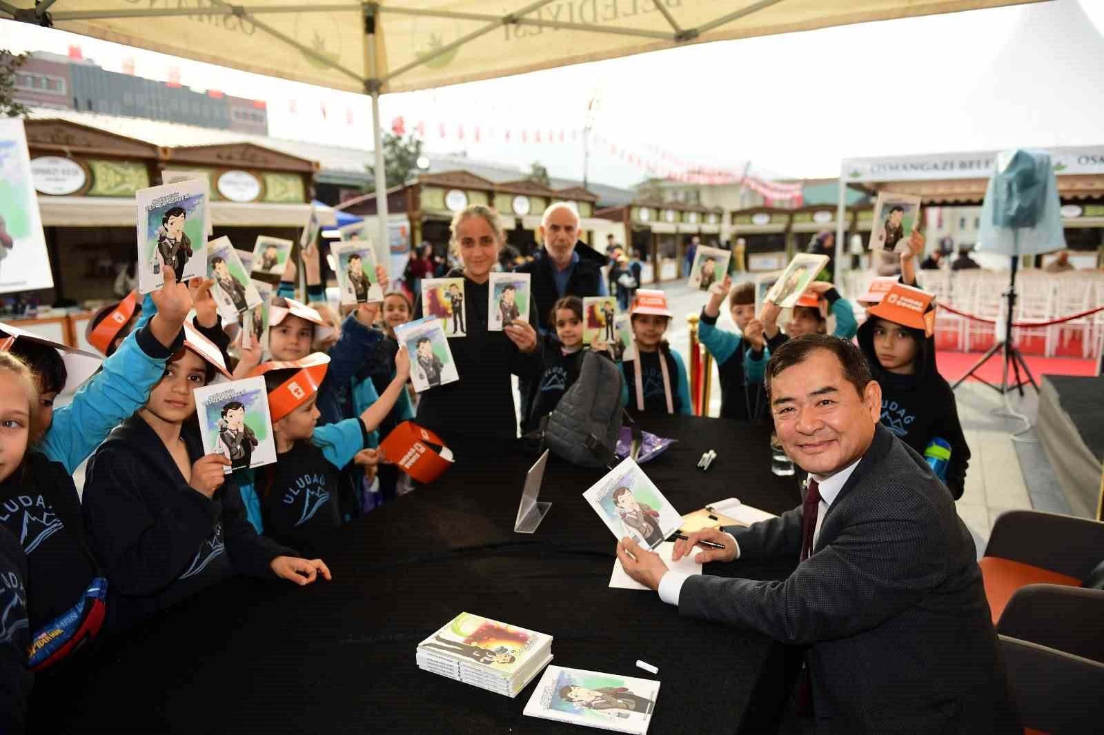 OSMANGAZİ BELEDİYESİ’NİN YAYKOOP (YAYINCILAR KOOPERATİFİ) İŞ BİRLİĞİYLE BU YIL İLK KEZ DÜZENLEDİĞİ...