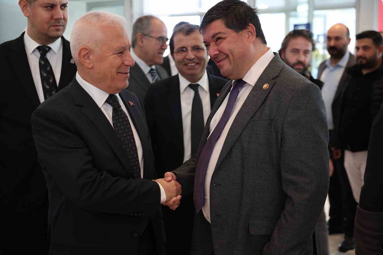 PROGRAMA BURSA BÜYÜKŞEHİR BELEDİYE BAŞKANI MUSTAFA BOZBEY DE KATILDI