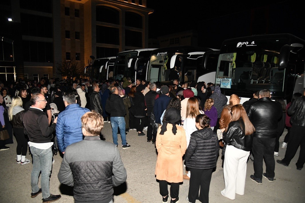 PURSAKLAR BELEDİYESİ, GENÇLERİN SOSYAL, KÜLTÜREL VE KİŞİSEL GELİŞİMLERİNE KATKI SAĞLAMAK AMACIYLA...