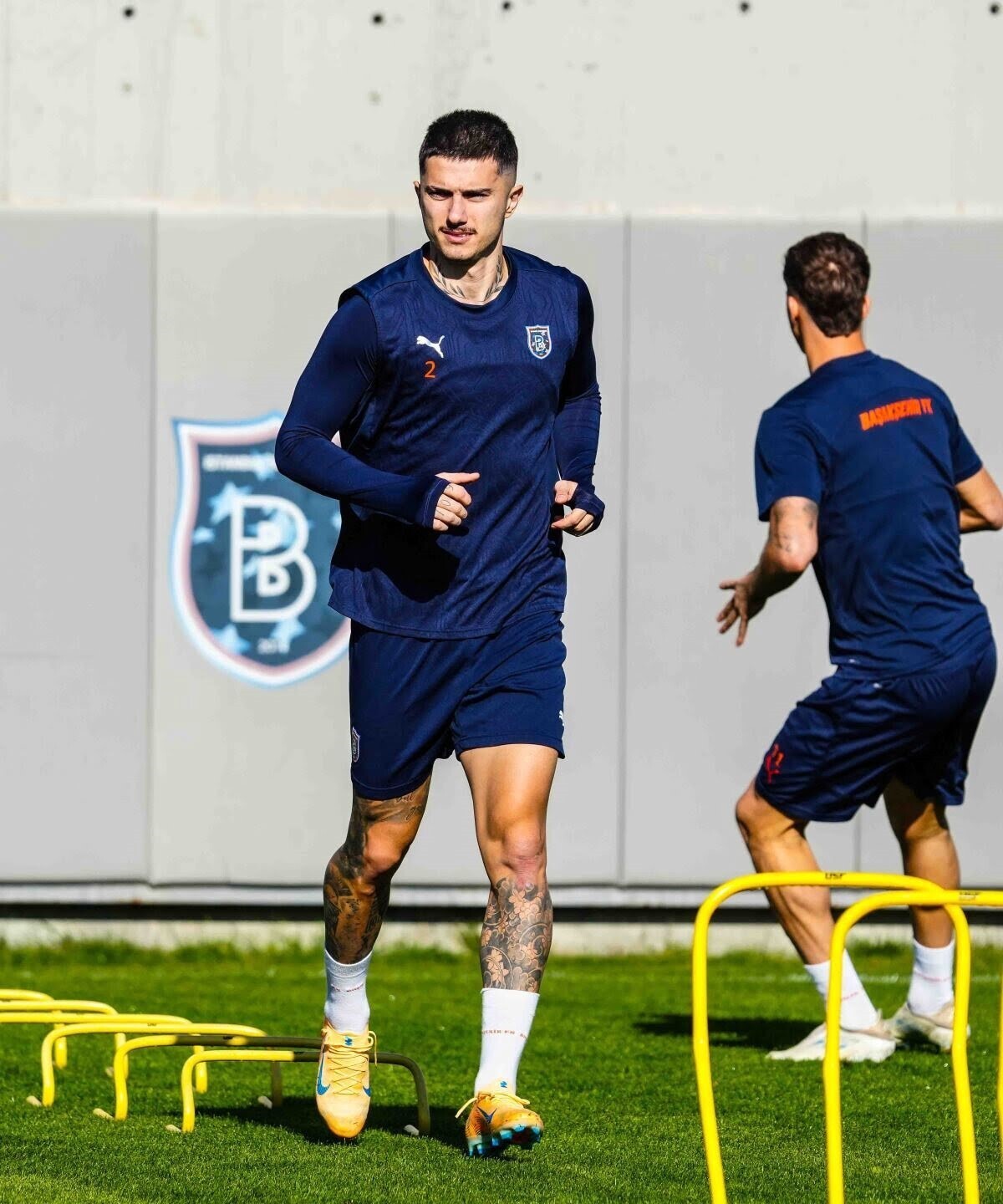 RAMS BAŞAKŞEHİR, TRENDYOL SÜPER LİG'İN 14. HAFTASINDA KASIMPAŞA İLE DEPLASMANDA OYNAYACAĞI MAÇIN...