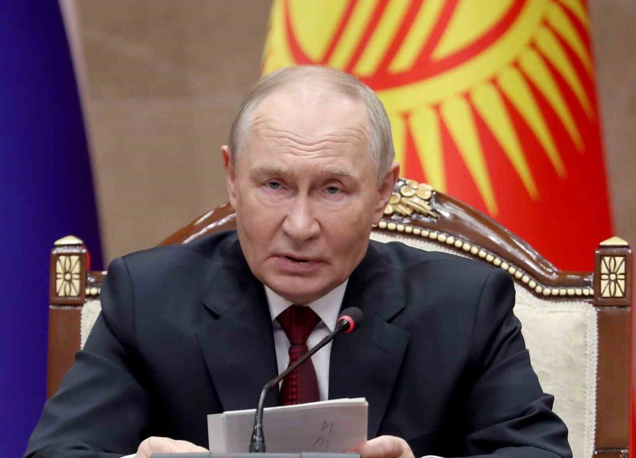 RUSYA DEVLET BAŞKANI VLADİMİR PUTİN İLE KIRGIZİSTAN CUMHURBAŞKANI SADIR CAPAROV ARASINDA BİŞKEK'TE...