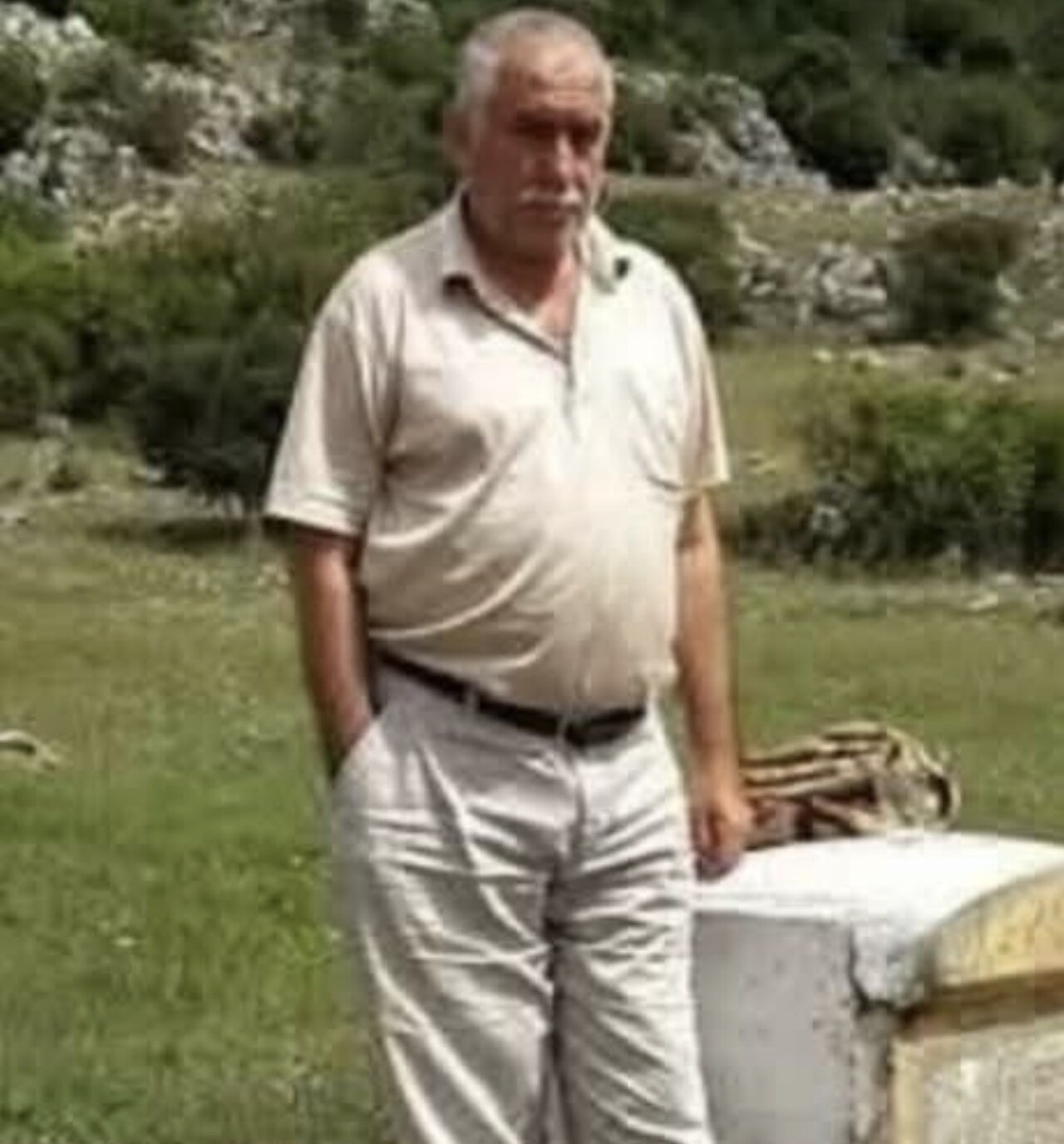 SABRİ AYHAN (67) HAYATINI KAYBETTİ.