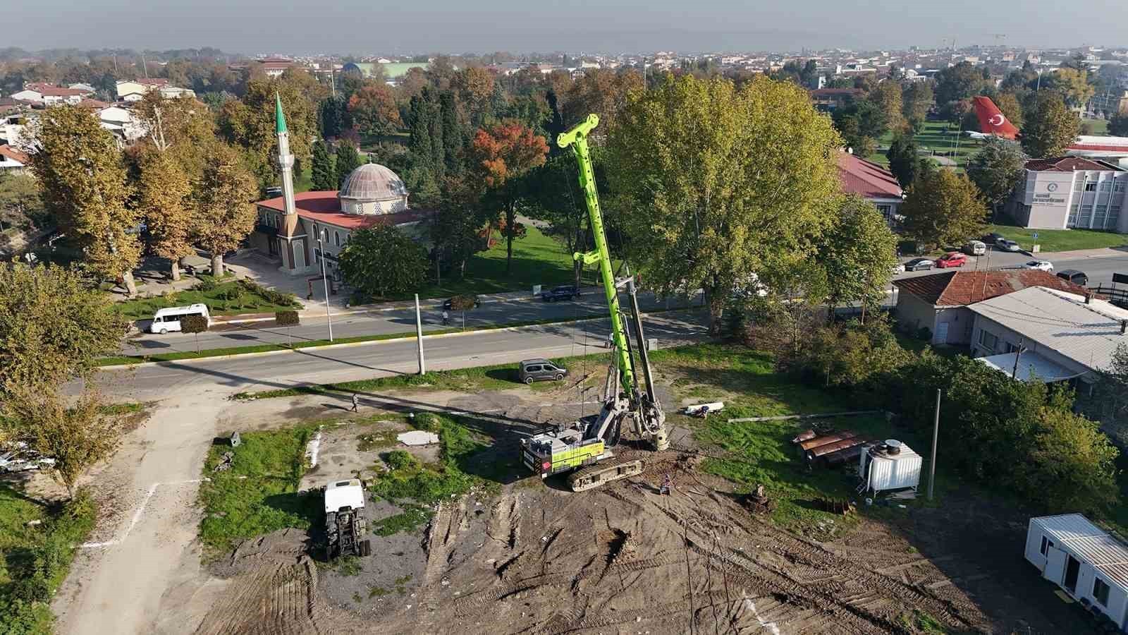 SAKARYA BÜYÜKŞEHİR BELEDİYE BAŞKANI YUSUF ALEMDAR’IN İNŞA SÜRECİNİN BAŞLAYACAĞI MÜJDESİNİ VERDİĞİ...