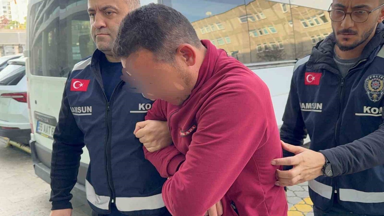 SAMSUN'DA İLÇE MİLLİ EĞİTİM MÜDÜRLÜĞÜNDE ŞUBE MÜDÜRÜ OLARAK GÖREV YAPAN B.A.,  ZİMMETİNE 30 BİN...