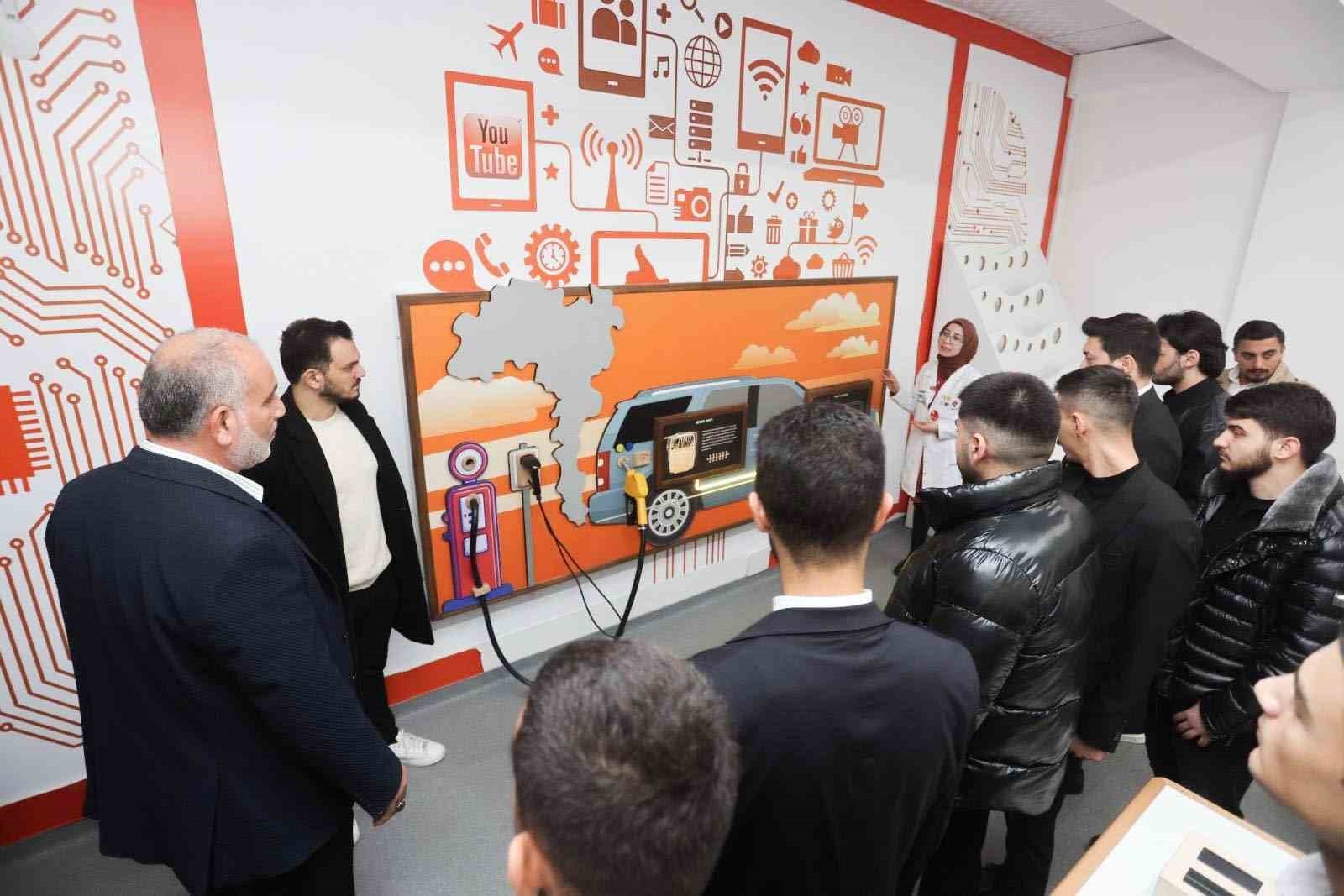 SAMSUN CANİK BELEDİYE BAŞKANI İBRAHİM SANDIKÇI, MİLLİ TEKNOLOJİ HAMLESİ İDEALİYLE ÇALIŞAN VE...