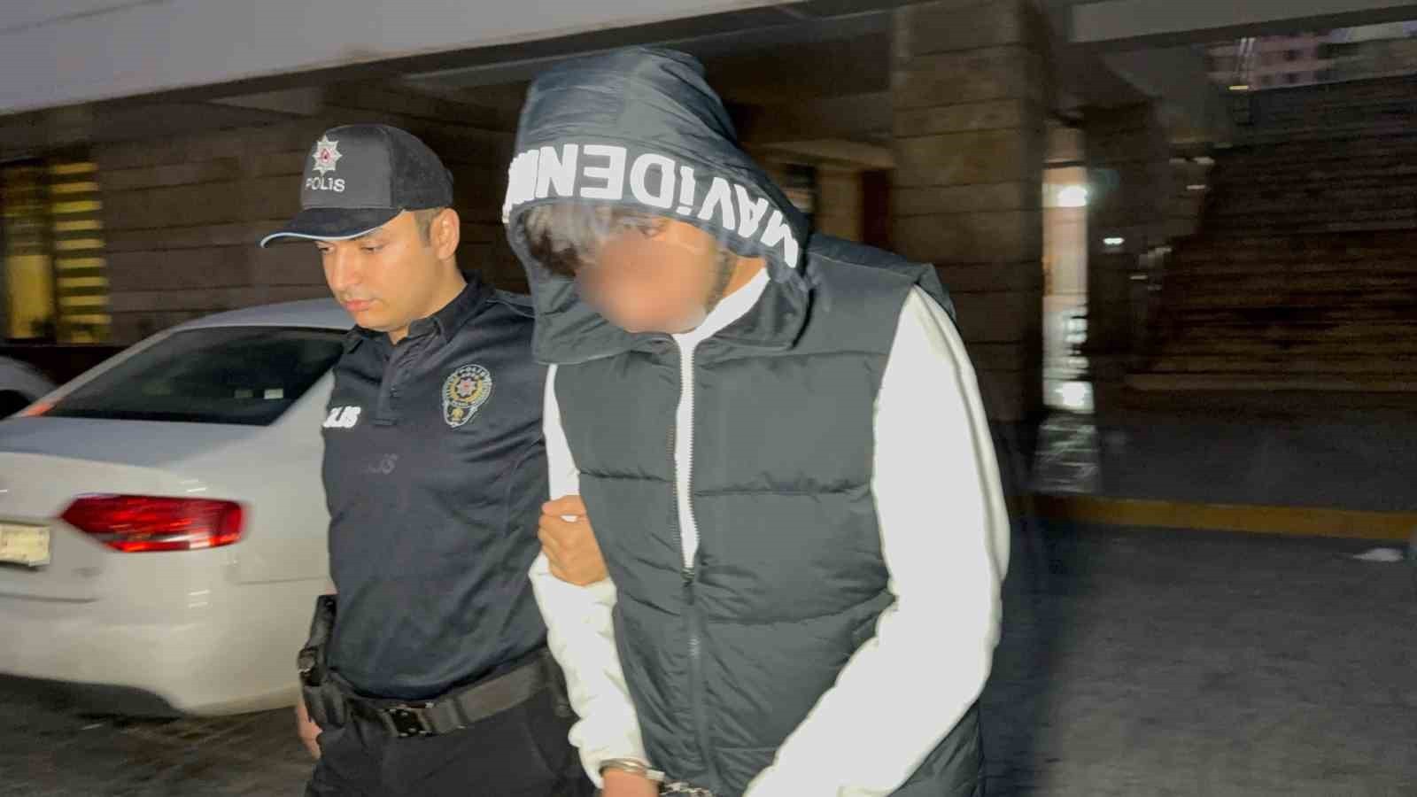 SAMSUN’DA DAHA ÖNCE KENDİSİNE TOKAT ATTIĞI GEREKÇESİYLE 17 YAŞINDAKİ ÇOCUĞU BIÇAKLAYAN 19...