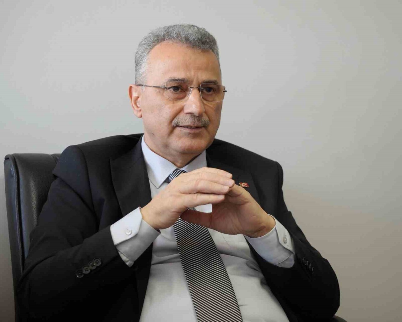 SAMSUN’UN İLKADIM BELEDİYE BAŞKANI İHSAN KURNAZ, SOKAK HAYVANLARI İÇİN KURDUKLARI DOĞAL YAŞAM...