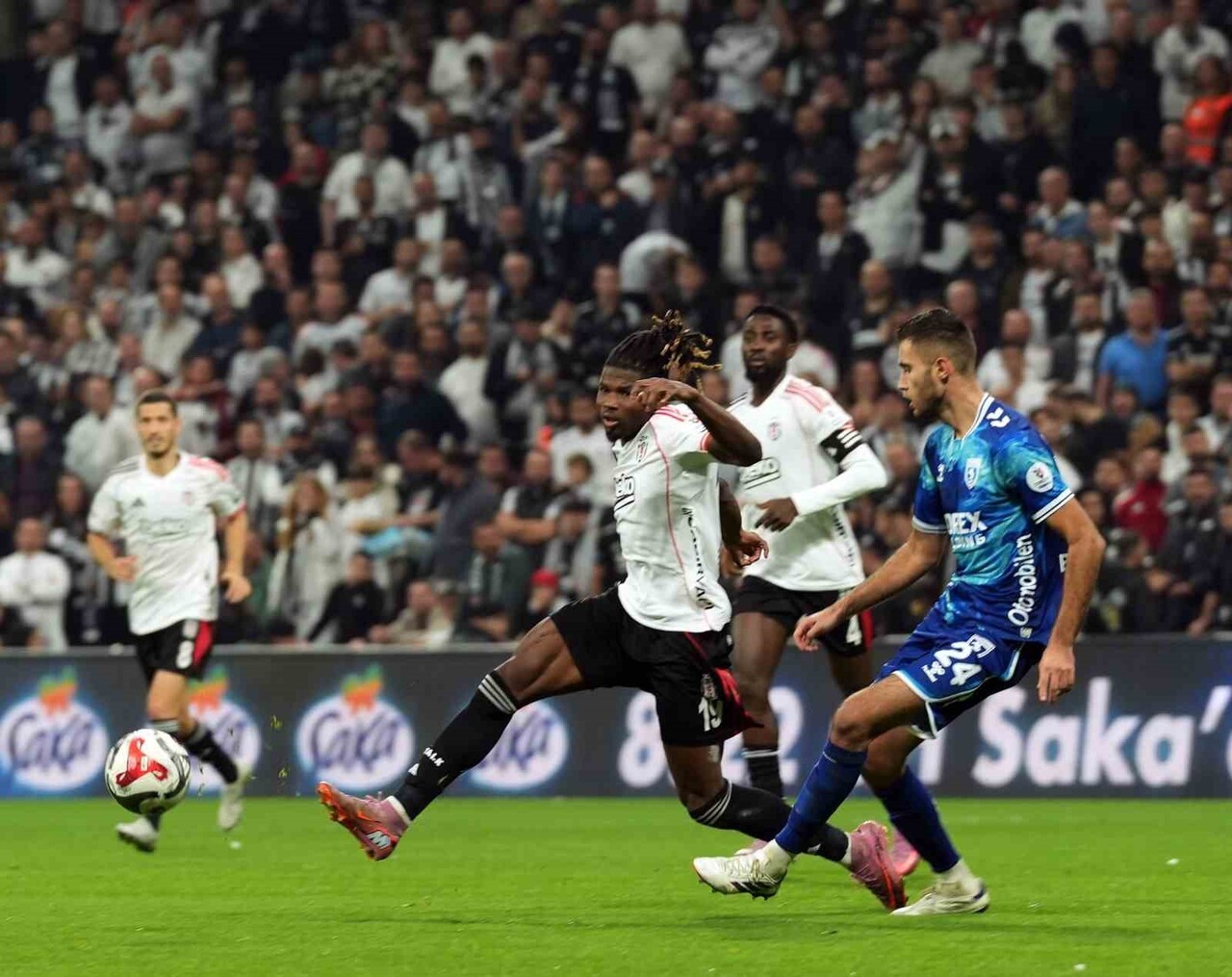 SAMSUNSPOR İLE 1-1 BERABERE KALAN BEŞİKTAŞ’IN RAKİBİNE KARŞI GALİBİYET HASRETİ 20 YILA...