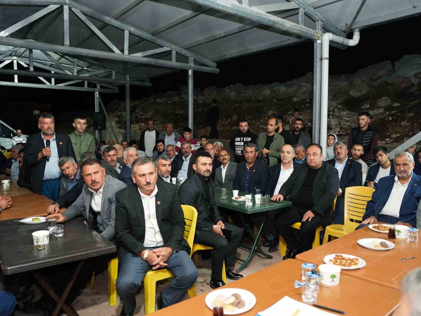 ŞEHİTKAMİL BELEDİYE BAŞKANI UMUT YILMAZ, HALK BULUŞMALARI KAPSAMINDA KIZIKHAMURKESEN MAHALLESİ’Nİ...
