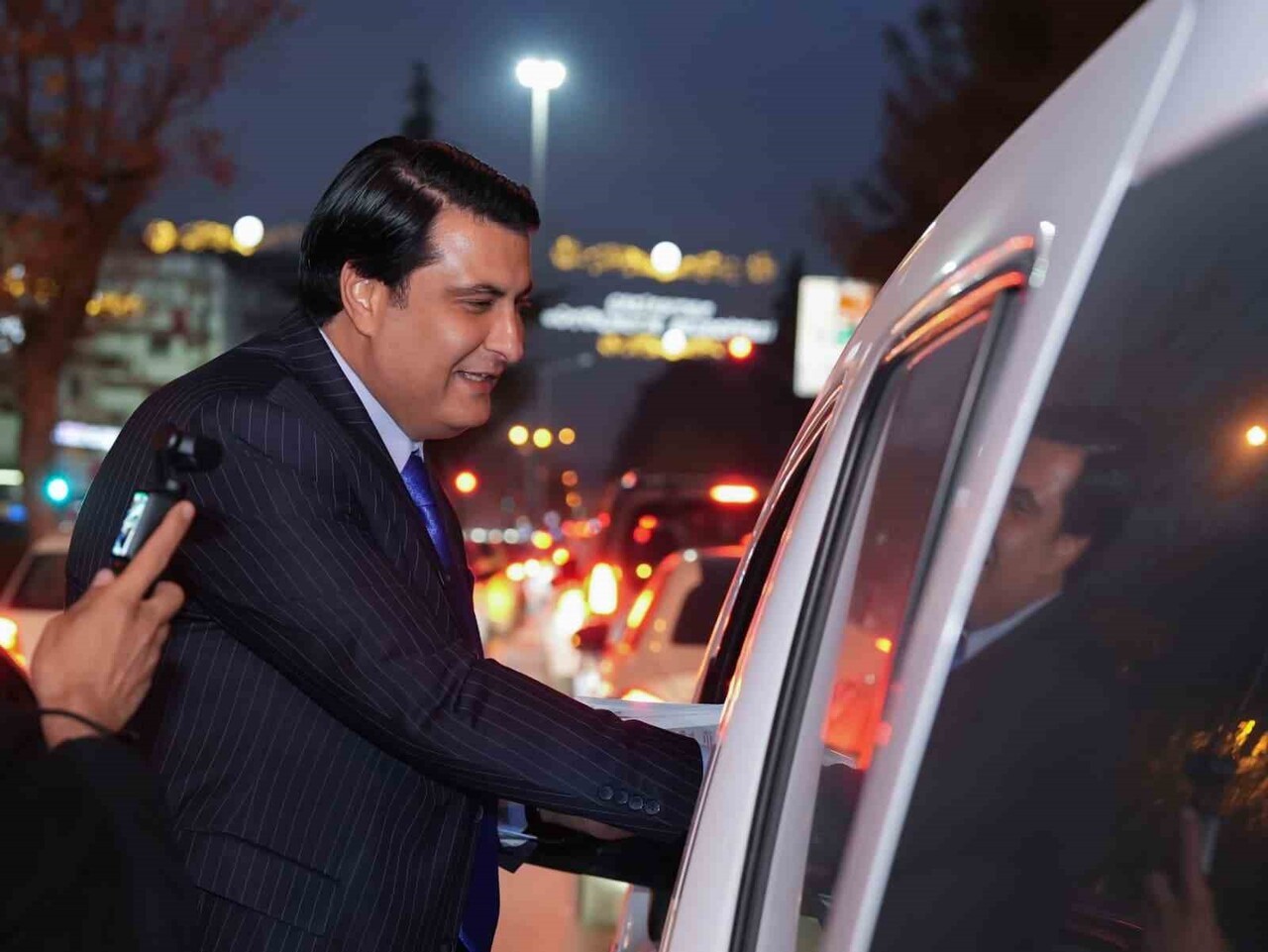 ŞEHİTKAMİL BELEDİYE BAŞKANI UMUT YILMAZ, KENT MERKEZİNİN EN YOĞUN NOKTALARINDAN BİRİ OLAN İŞLEK...