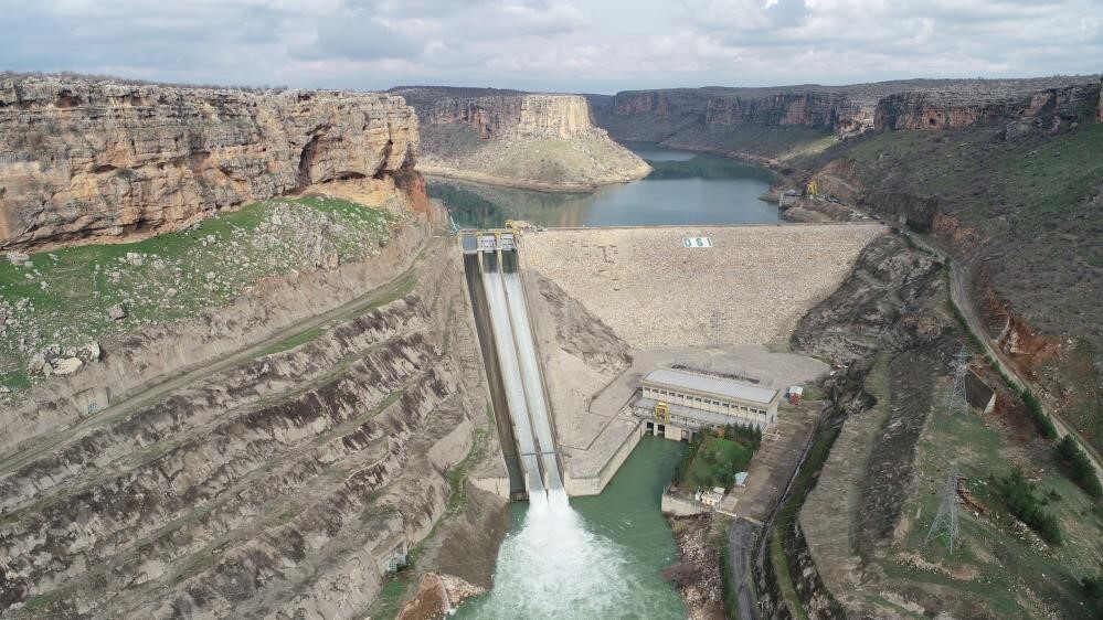SON DÖNEMLERDE YAĞIŞ MİKTARININ AZALMASI BARAJLARDA SU SEVİYELERİNİN DE DÜŞMESİNE NEDEN OLDU. 7...