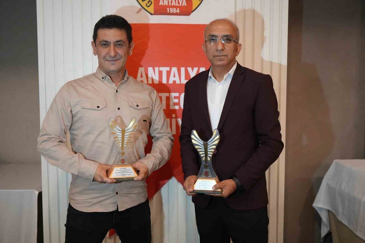 SUAT METİN - SÜLEYMAN EKİN