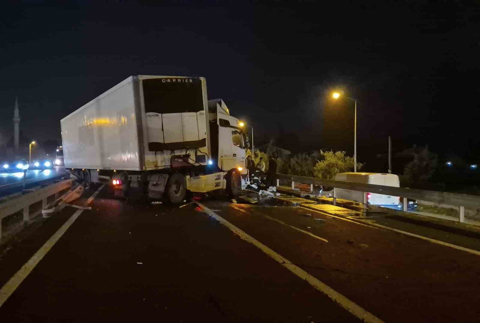 TEKİRDAĞ - İSTANBUL YOLU MARMARAEREĞLİSİ İLÇESİ YENİÇİFTLİK MAHALLESİ MEVKİİNDE İSTANBUL...