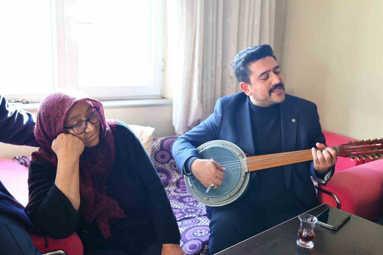 TOKAT BELEDİYESİ KÜLTÜR VE SOSYAL İŞLER MÜDÜRLÜĞÜ EVDE BAKIM HİZMETLERİ EKİPLERİ, KENT GENELİNDE...