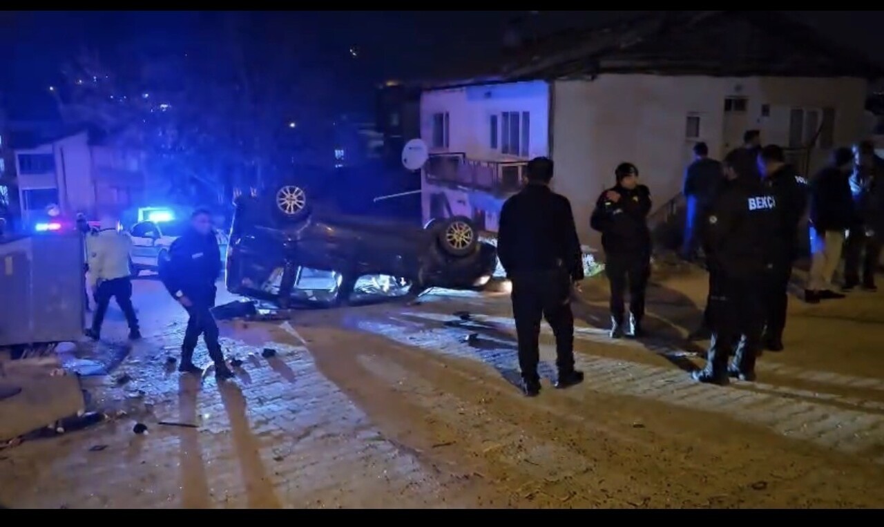 TOKAT’TA MEYDANA GELEN TRAFİK KAZASINDA 5 KİŞİ YARALANDI.