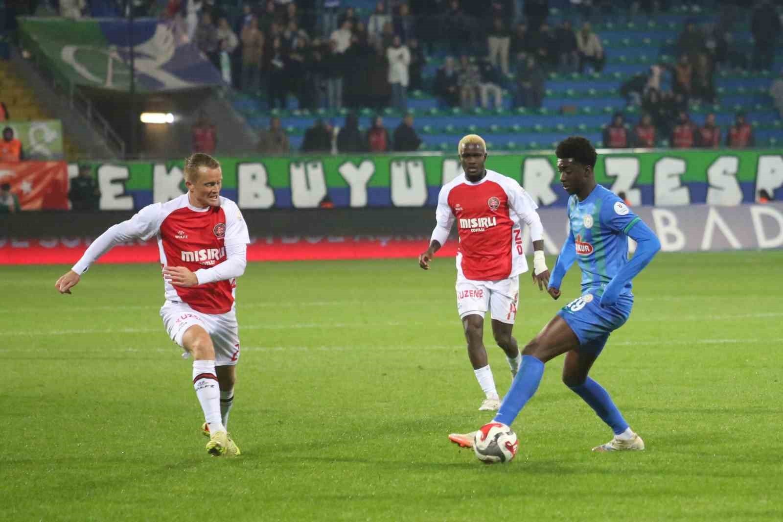 TRENDYOL SÜPER LİG’İN 11. HAFTASINDA ÇAYKUR RİZESPOR, SAHASINDA KARŞILAŞTIĞI FATİH KARAGÜMRÜK'Ü...