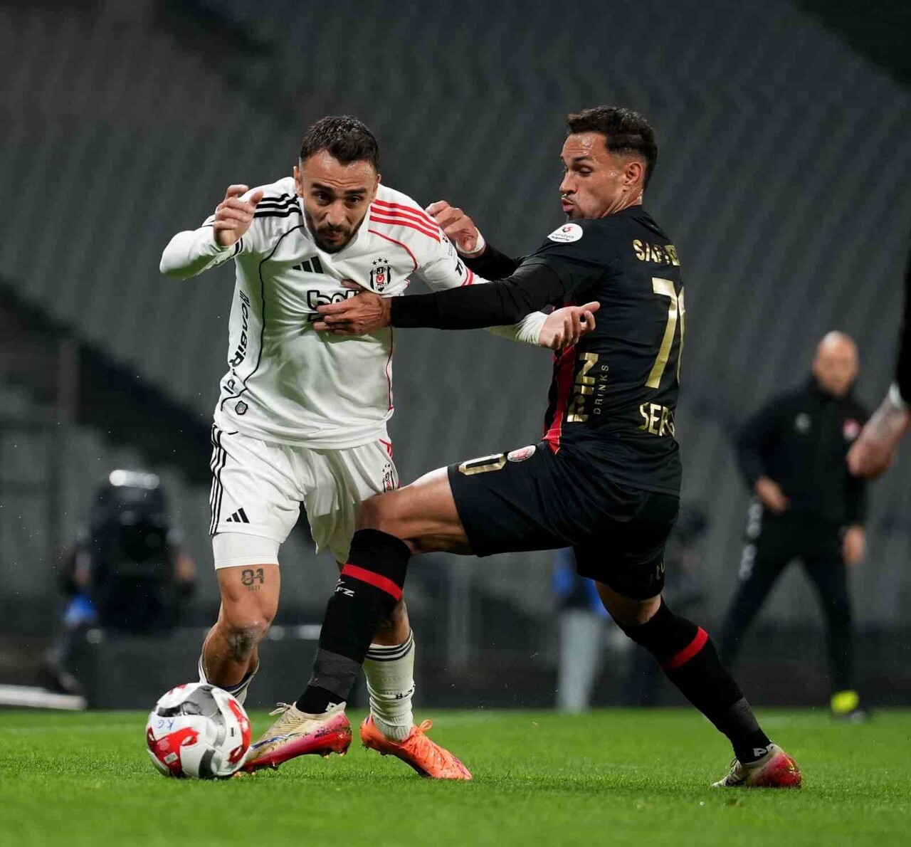 TRENDYOL SÜPER LİG’İN 14. HAFTASINDA FATİH KARAGÜMRÜK, BEŞİKTAŞ'I KONUK EDİYOR. MÜCADELENİN İLK...