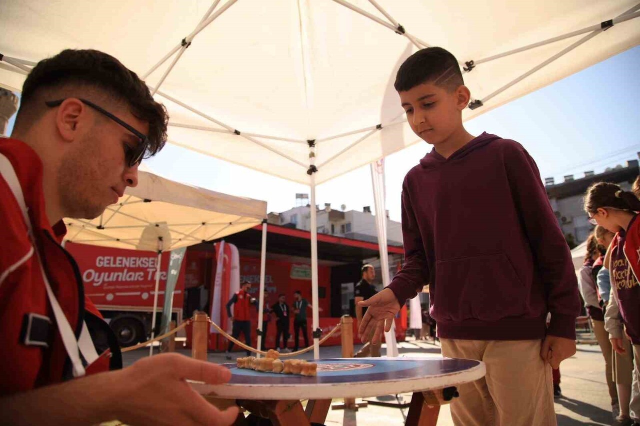 TÜRKİYE GELENEKSEL SPOR DALLARI FEDERASYONU’NUN BİRBİRİNDEN EĞLENCELİ VE KÜLTÜREL DEĞERİ YÜKSEK...