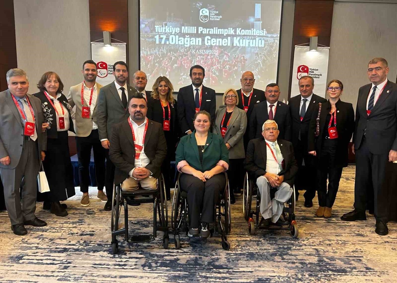 TÜRKİYE MİLLİ PARALİMPİK KOMİTESİ’NİN (TMPK) 17. OLAĞAN GENEL KURULU, İSTANBUL’DA ÜYELERİNİN...
