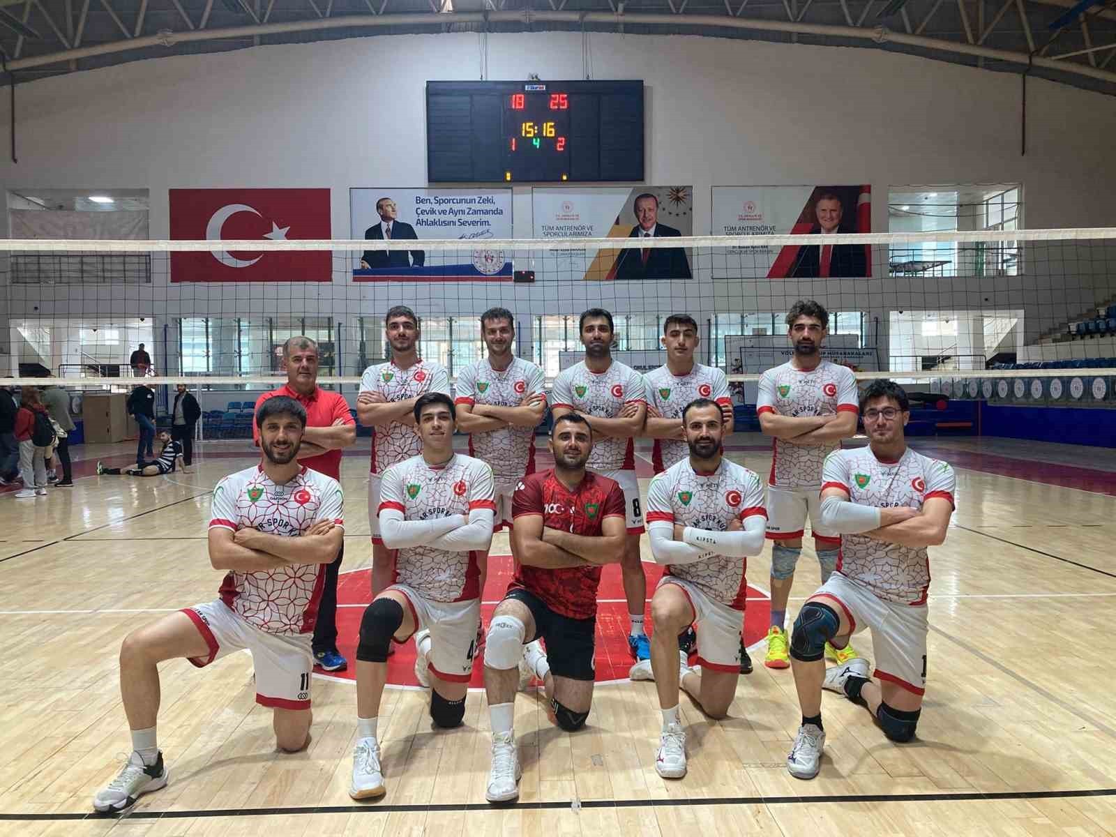 TÜRKİYE VOLEYBOL FEDERASYONU 2. LİG 5. GRUP’TA MÜCADELE EDEN MUŞ LALEZAR SPOR, HAKKARİ...