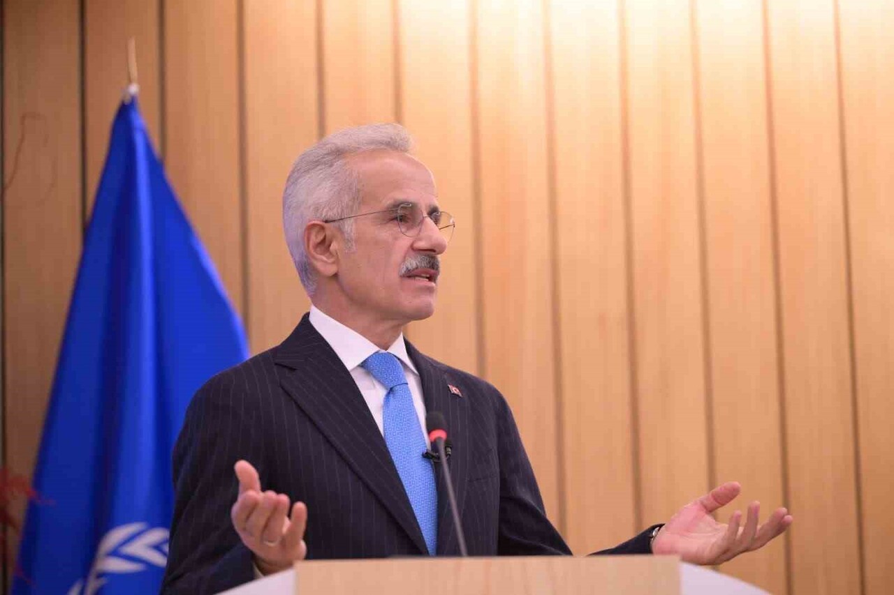 ULAŞTIRMA VE ALTYAPI BAKANI ABDULKADİR URALOĞLU, "ULUSLARARASI TOPLUMUN GÜVENİNİ KAZANAN ÜLKEMİZ...