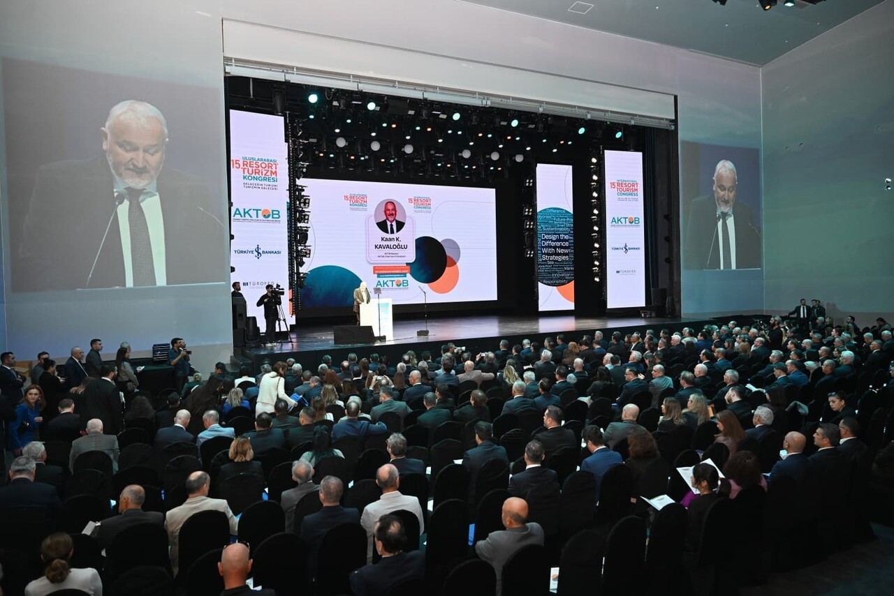 ULUSLARARASI RESORT TURİZM KONGRESİ, SEKTÖR TEMSİLCİLERİNİ BİR ARAYA GETİRDİ