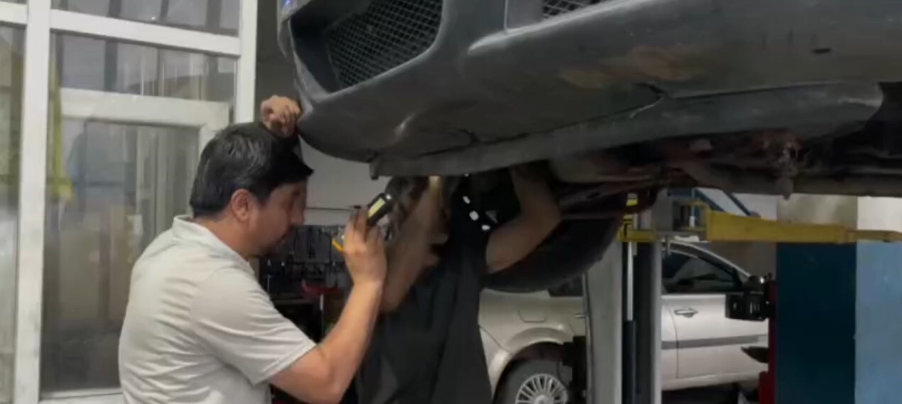 USTA YARDIMCI OLAN MÜŞTERİ