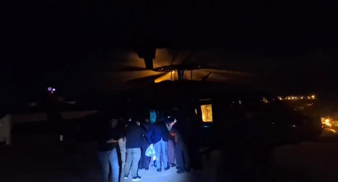 VAN’IN BAHÇESARAY İLÇESİNDE 4 METRELİK YÜKSEKLİKTEN DÜŞEREK BEYİN KANAMASI GEÇİREN 21 YAŞINDAKİ...