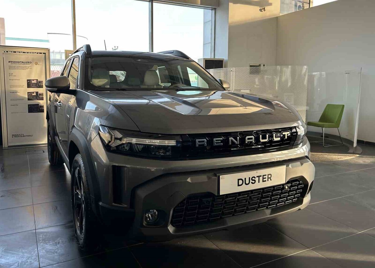 YENİLENEN DUSTER, OTOMOBİL SEVERLERLE BULUŞMAYA HAZIRLANIYOR